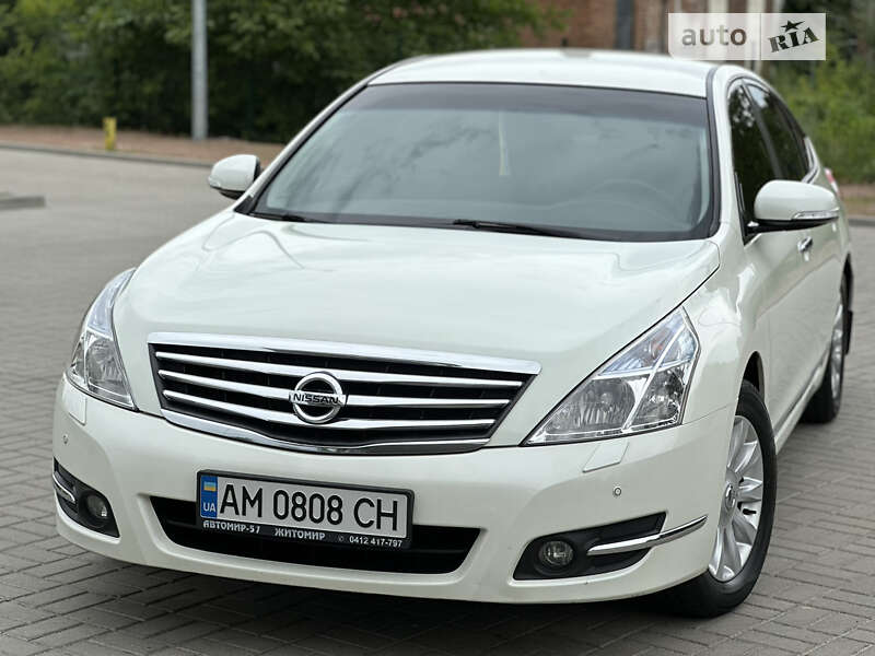 2010 nissan teana