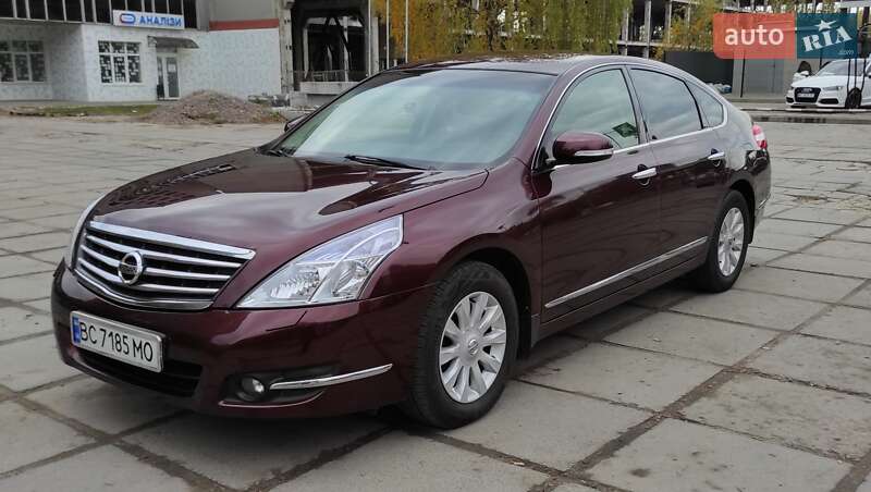 2011 nissan teana