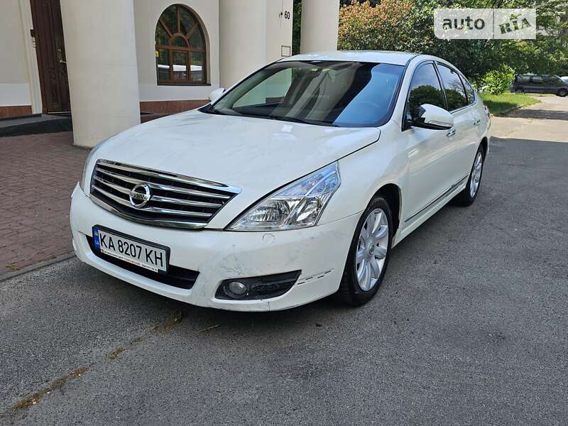 2012 nissan teana