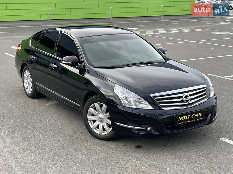 2012 nissan teana