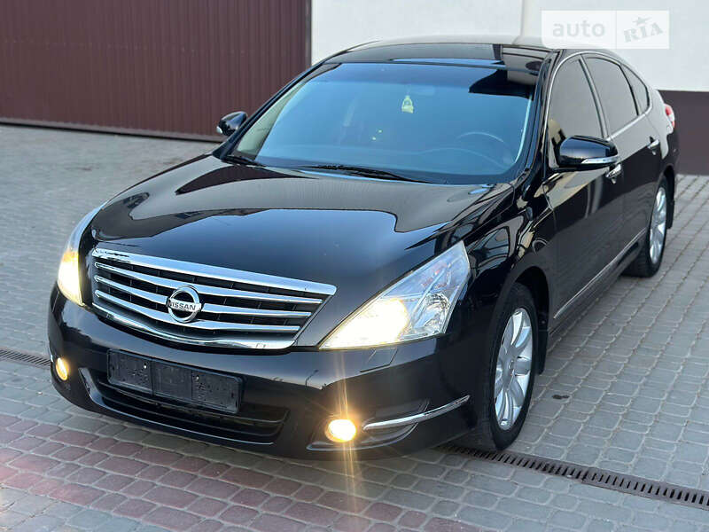 2012 nissan teana