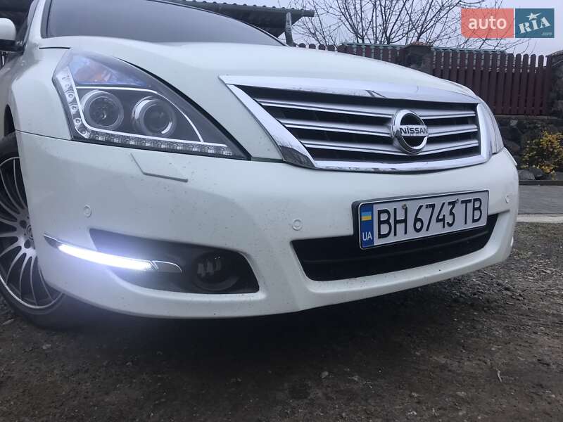 2012 nissan teana