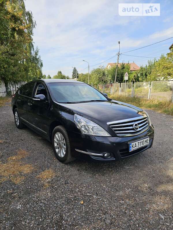 2012 nissan teana