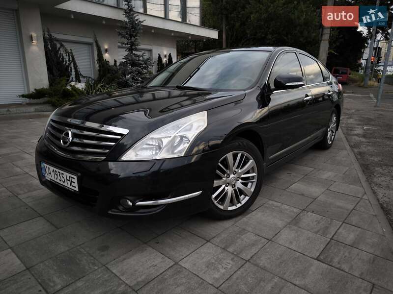 2012 nissan teana