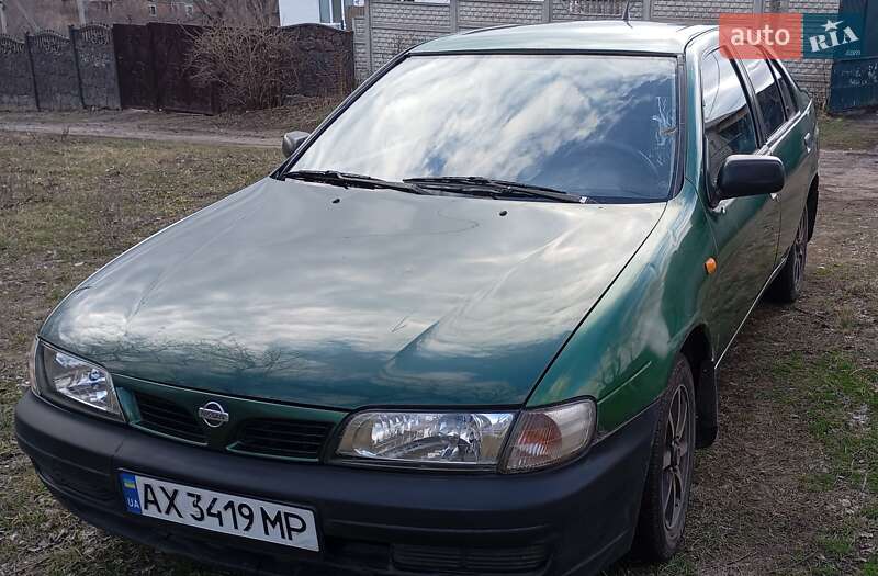 1999 nissan almera