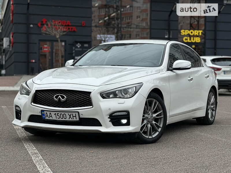 2014 infiniti q50