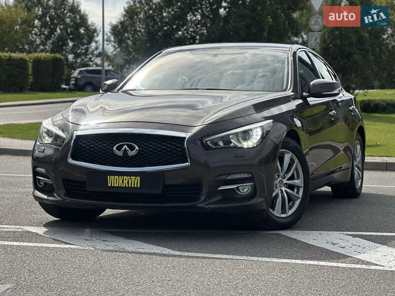 2017 infiniti q50