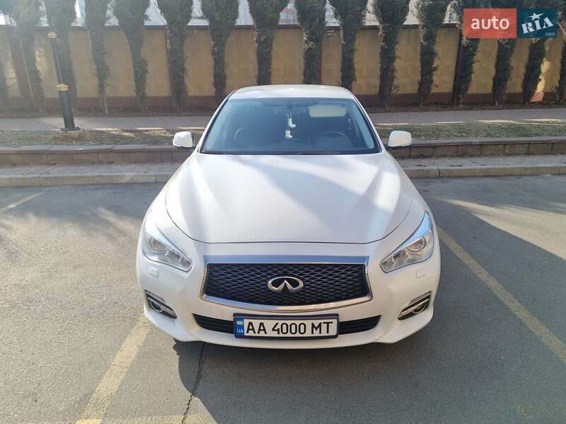 2017 infiniti q50