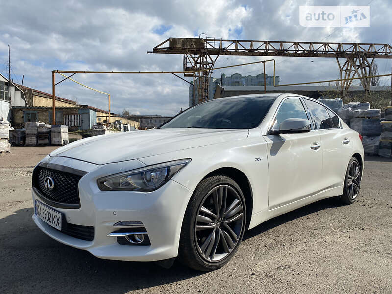2017 infiniti q50