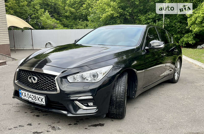 2017 infiniti q50