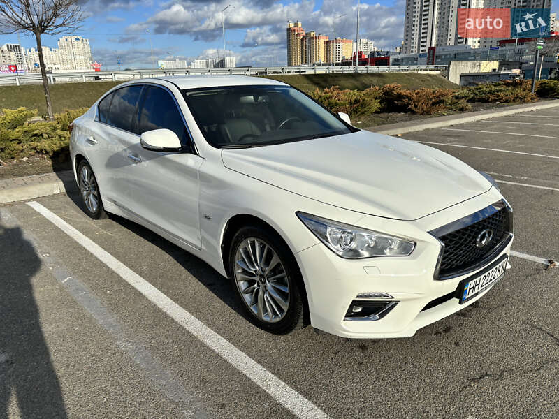 2019 infiniti q50