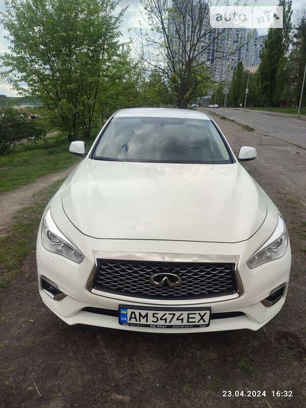 2021 infiniti q50