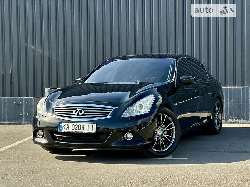 2010 infiniti g25