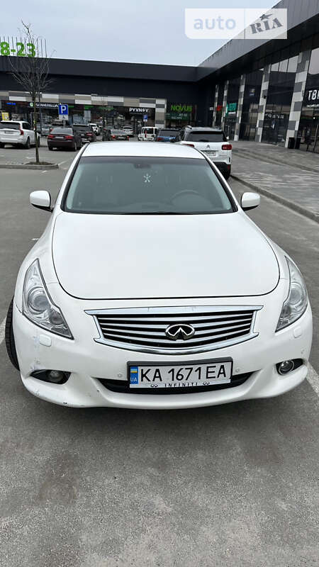 2012 infiniti g25