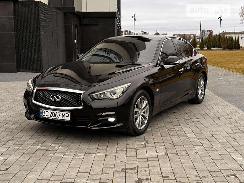 2014 infiniti q50