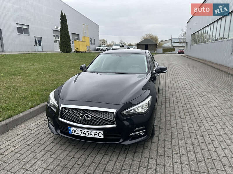 2015 infiniti q50