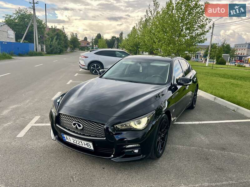 2016 infiniti q50