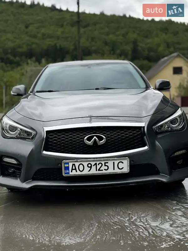 2015 infiniti q50
