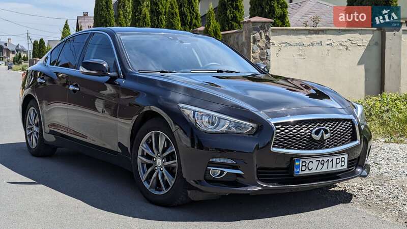 2015 infiniti q50