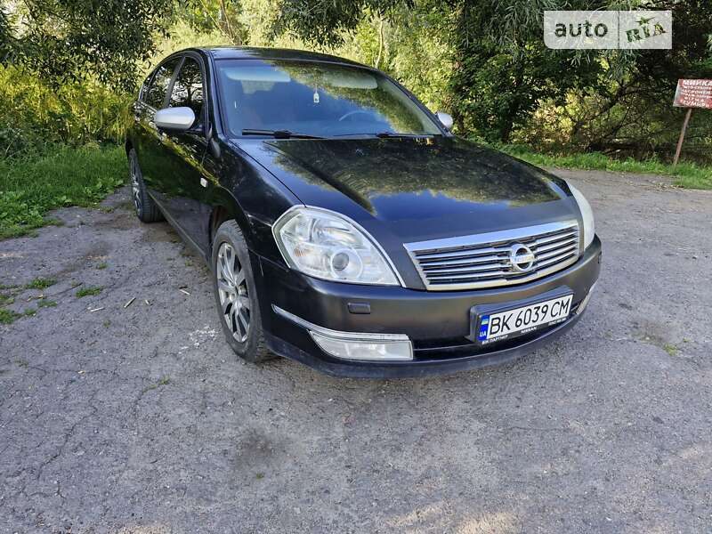 2006 nissan teana