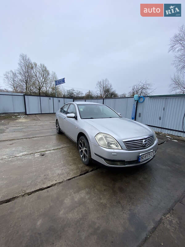 2006 nissan teana