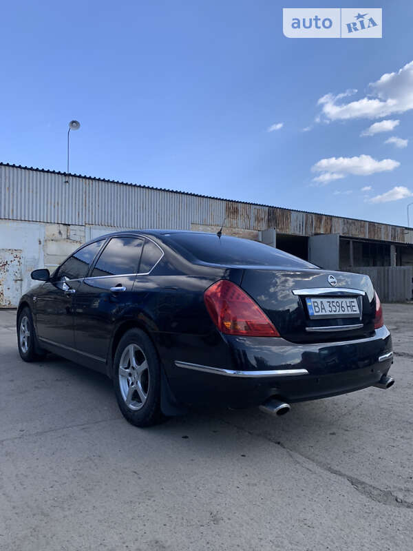 2006 nissan teana
