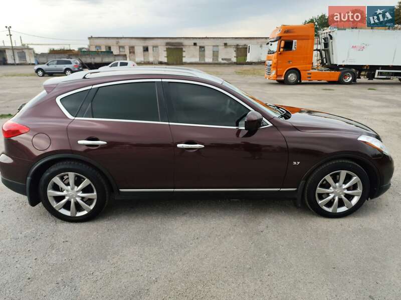 2015 infiniti qx50