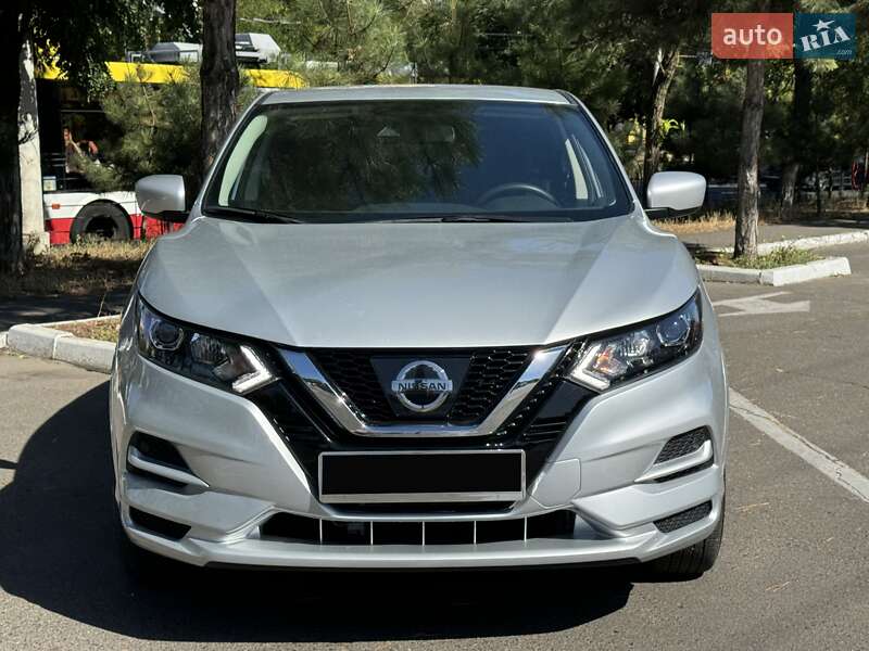 2021 nissan rogue sport