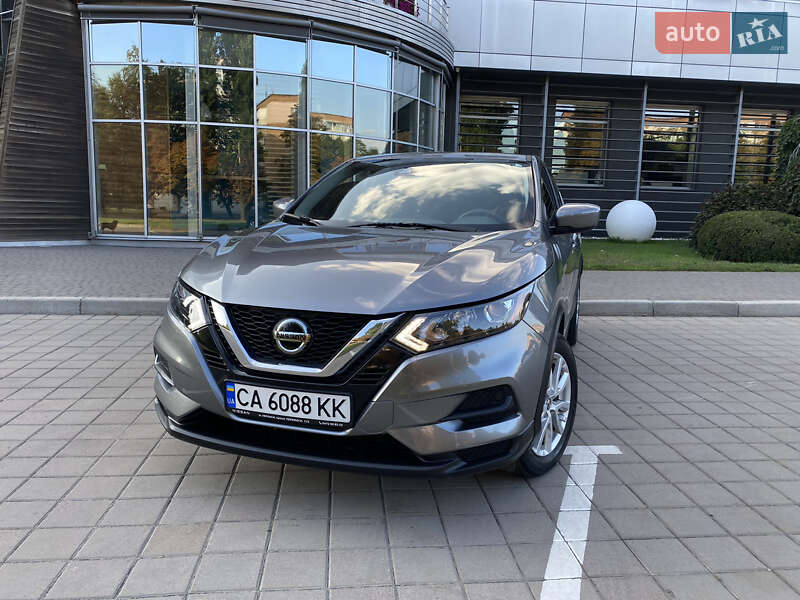 2021 nissan rogue sport