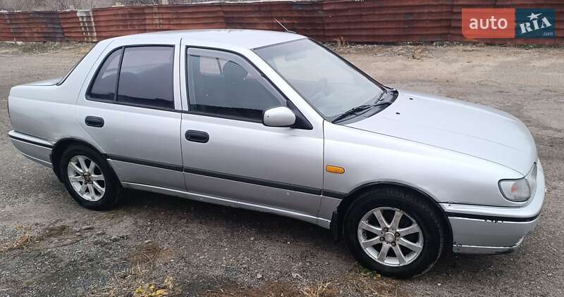1990 nissan sunny