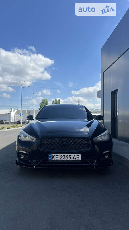 2014 infiniti q50