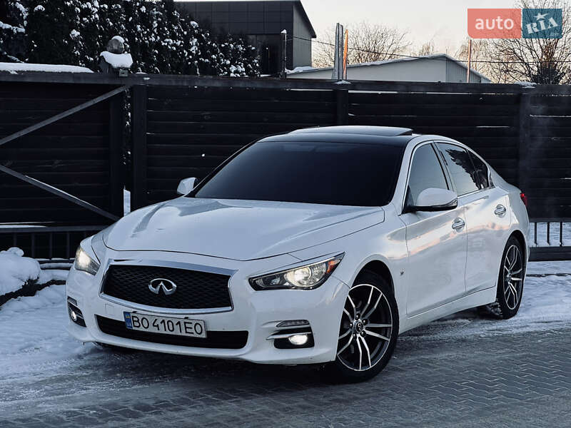 2015 infiniti q50