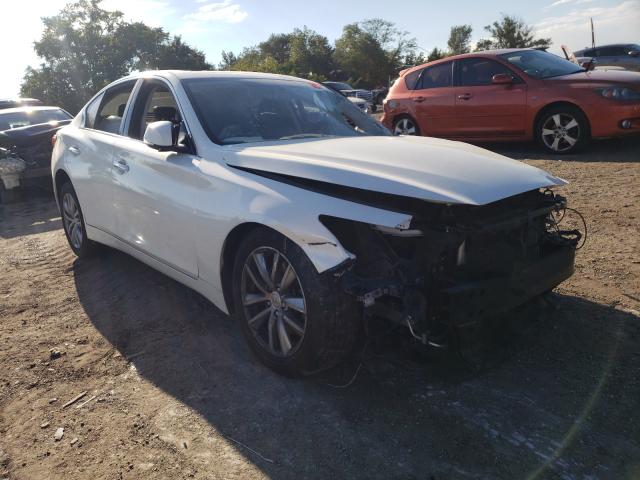 2015 infiniti q50 base