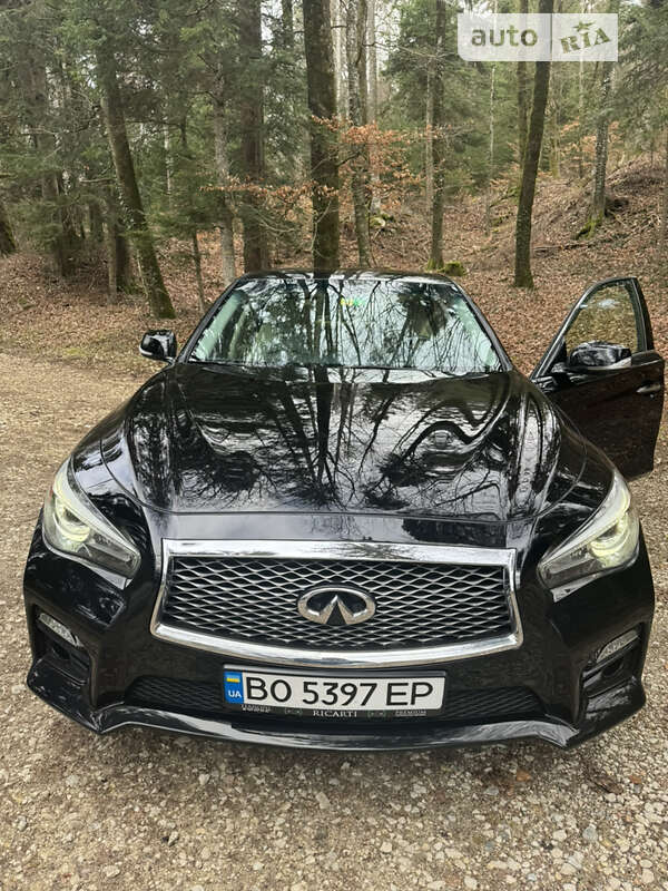 2015 infiniti q50