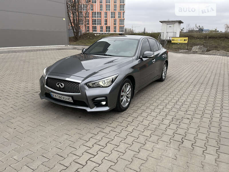2014 infiniti q50