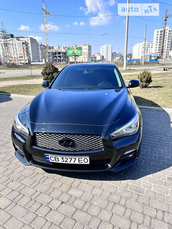 2015 infiniti q50