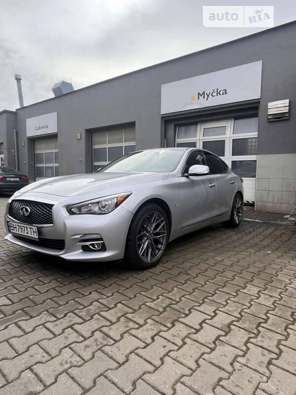 2013 infiniti q50