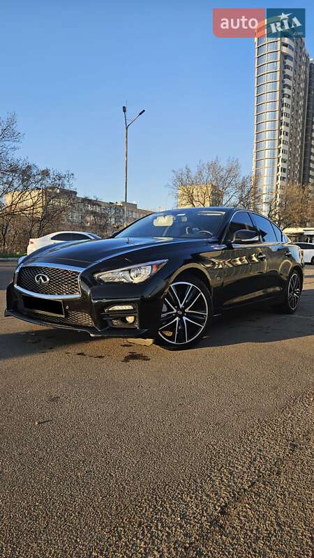 2015 infiniti q50