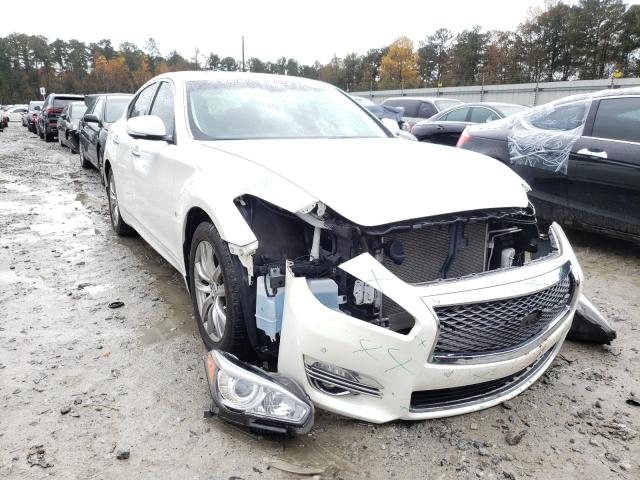 2015 infiniti q70