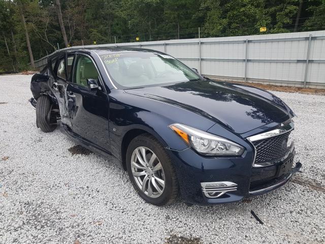 2015 infiniti q70 3-7