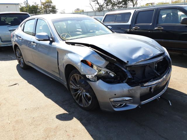 2016 infiniti q70 3-7
