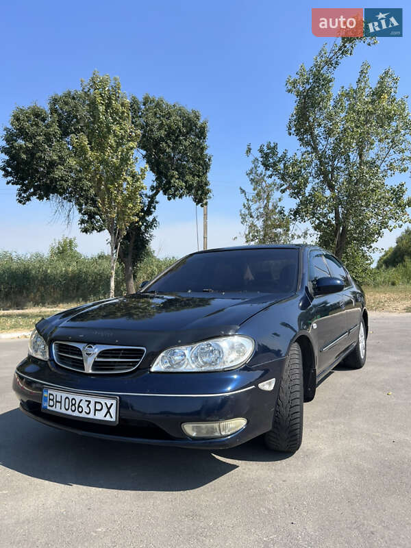 2000 nissan maxima