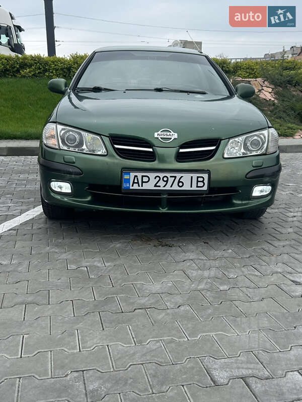 2000 nissan almera