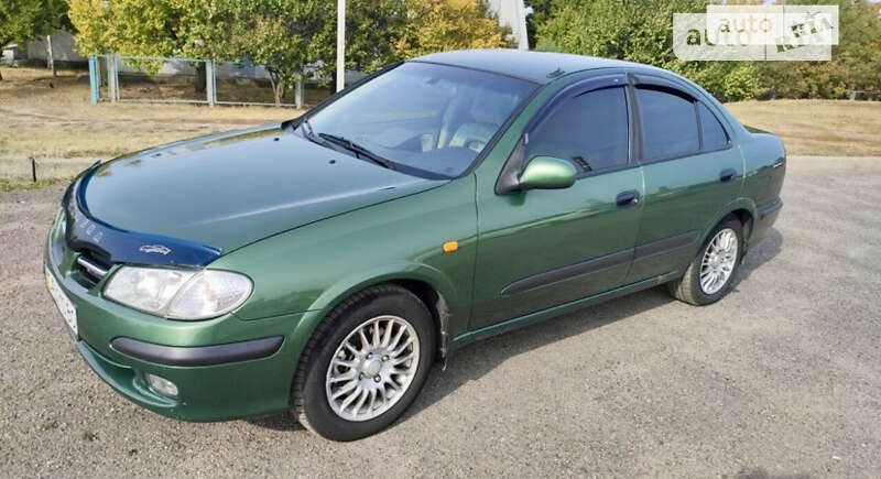 2001 nissan almera