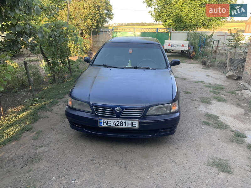 1996 nissan maxima