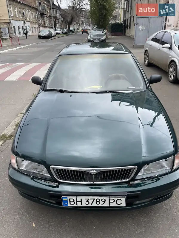 1995 nissan maxima