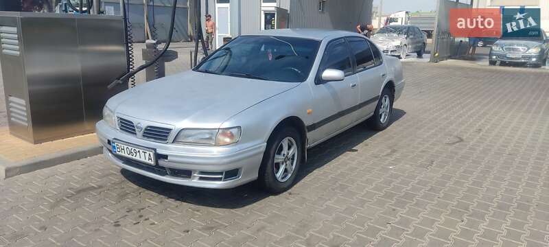 1995 nissan maxima