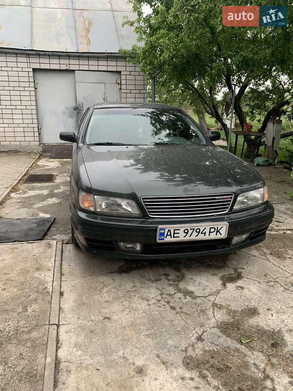 1996 nissan maxima