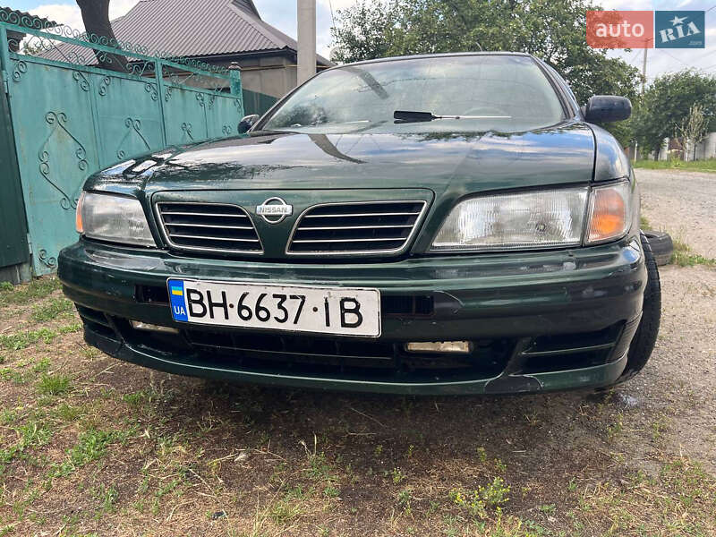 1998 nissan maxima