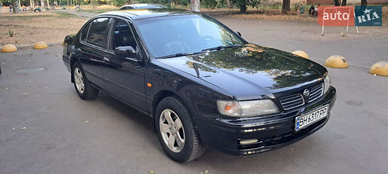 1998 nissan maxima